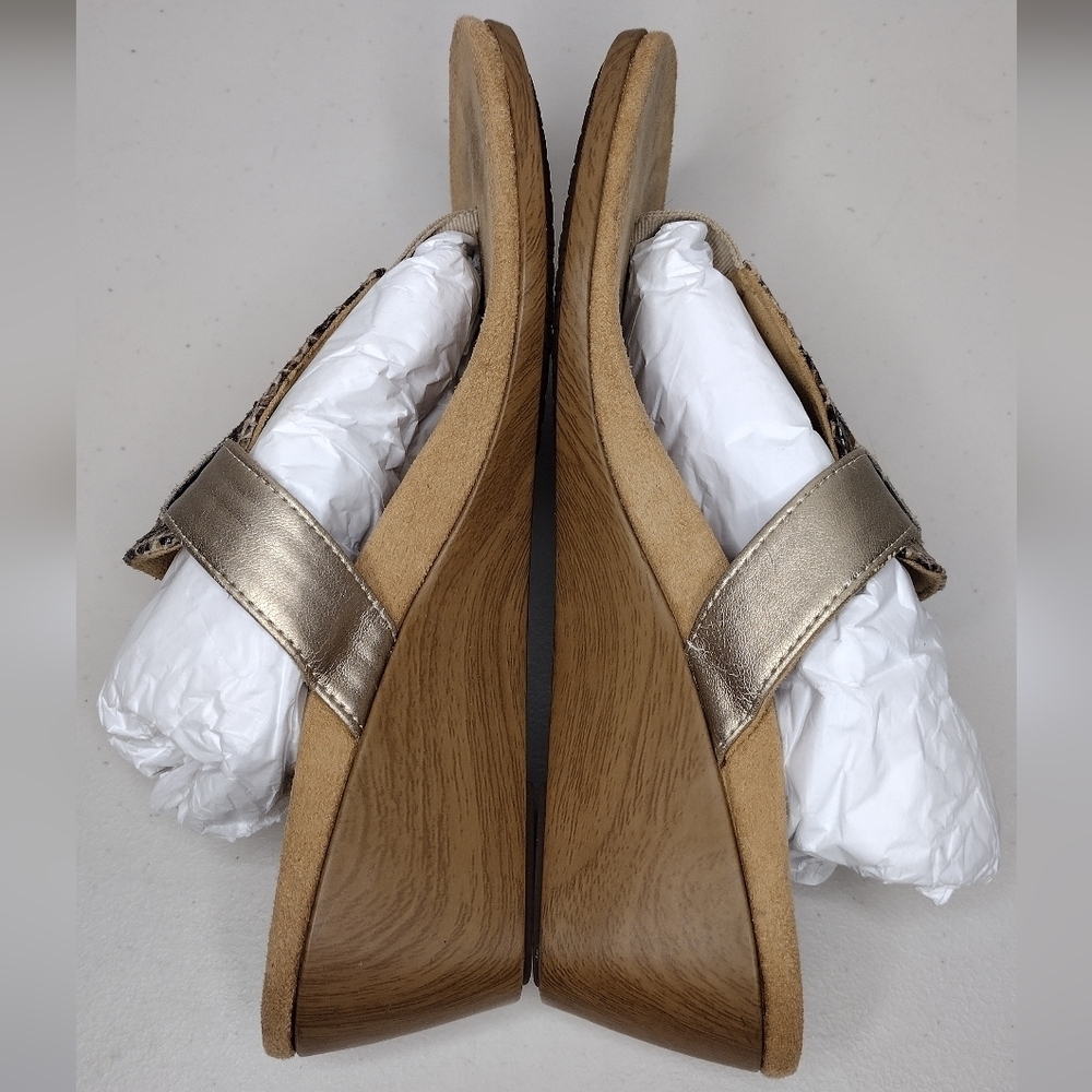 Vionic Alanis Women's Snakeskin Leather Toe-Post Wedge Sandals - Picture 4 of 15
